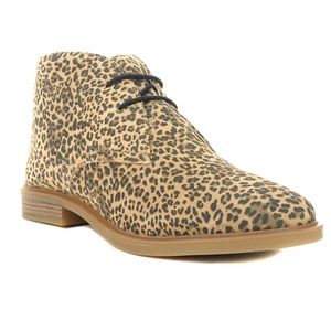 Hush Puppies NIB Bailey Chukka 2 leopard print booties